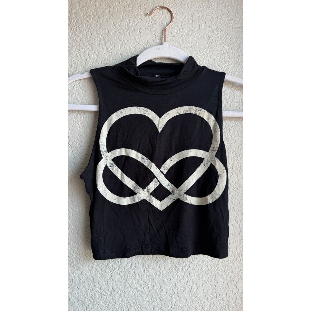 Love Culture Black Infinity Heart Graphic Crop Small Tank 2010s